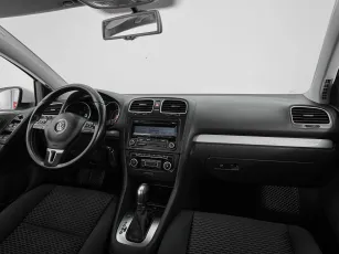 Volkswagen  9