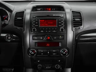 Kia  14