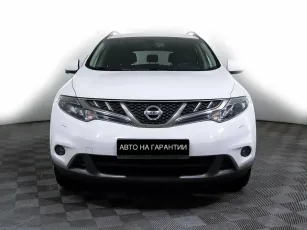 Nissan  2