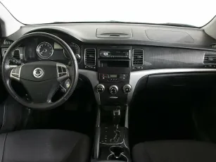 SsangYong  10