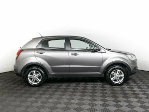 SsangYong  4