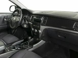 SsangYong  9