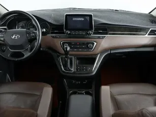 Hyundai  6
