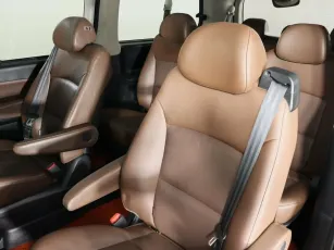 Hyundai  9