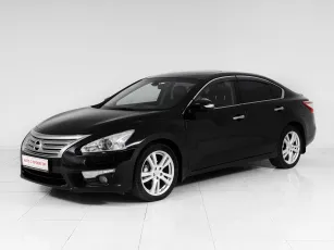 Nissan  1