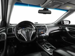 Nissan  7