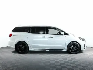 Kia  4