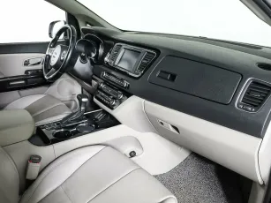 Kia  7