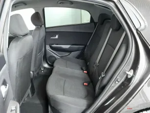 Kia  13