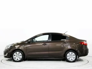 Kia  3
