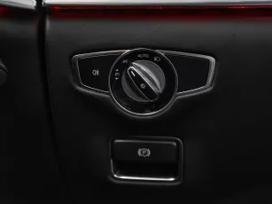 Mercedes-Benz  13