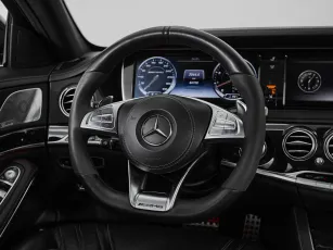 Mercedes-Benz  9