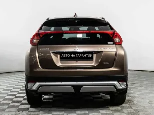 Mitsubishi  4