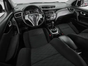 Nissan  7