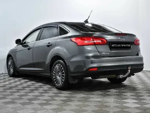 Ford  4