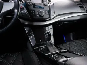 Hyundai  8
