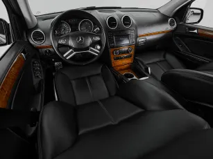 Mercedes-Benz  7