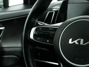 Kia  13