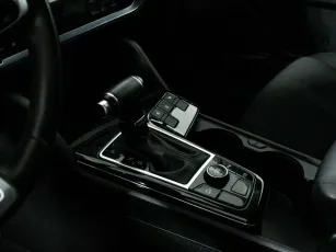 Kia  18