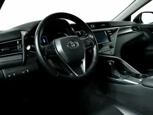 Toyota  11