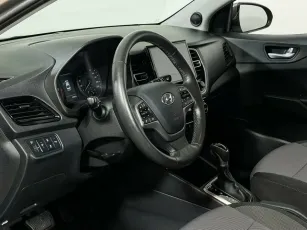 Hyundai  9