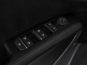 Kia  14