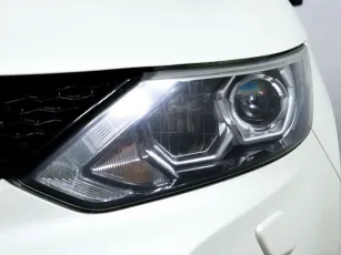 Nissan  7