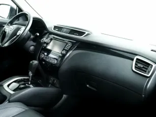 Nissan  9
