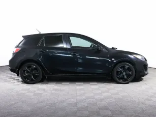 Mazda  4
