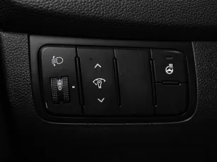 Kia  13