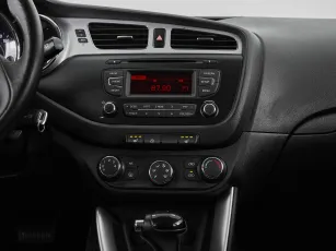 Kia  14
