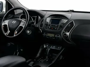 Hyundai  6