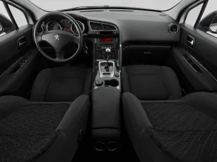 Peugeot  8