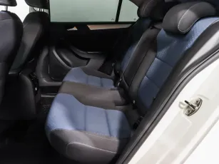 Volkswagen  10