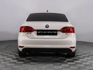 Volkswagen  4