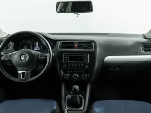 Volkswagen  6