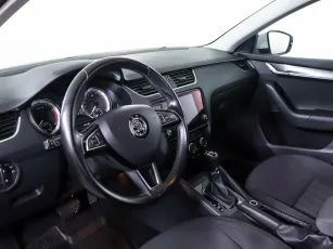 Skoda  9