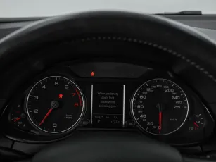 Audi  10