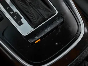 Audi  18
