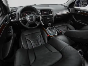 Audi  9