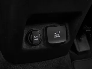 Kia  32