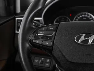 Hyundai  11