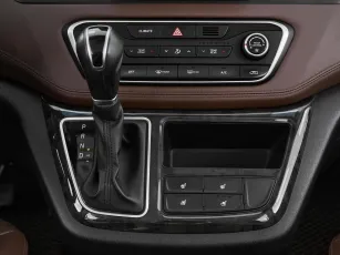 Hyundai  19