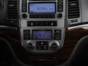 Hyundai  12