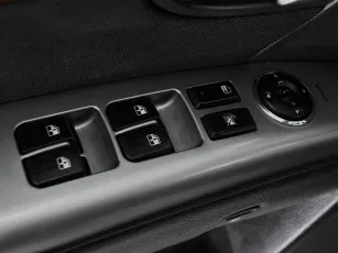 Hyundai  7