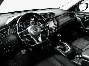 Nissan  9
