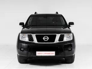 Nissan  2