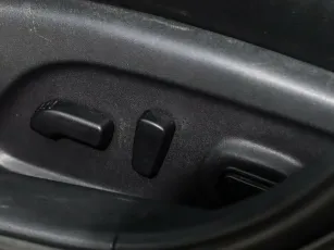 Nissan  13