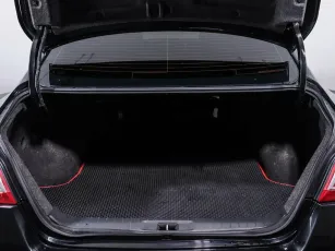 Nissan  15