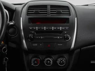 Mitsubishi  13